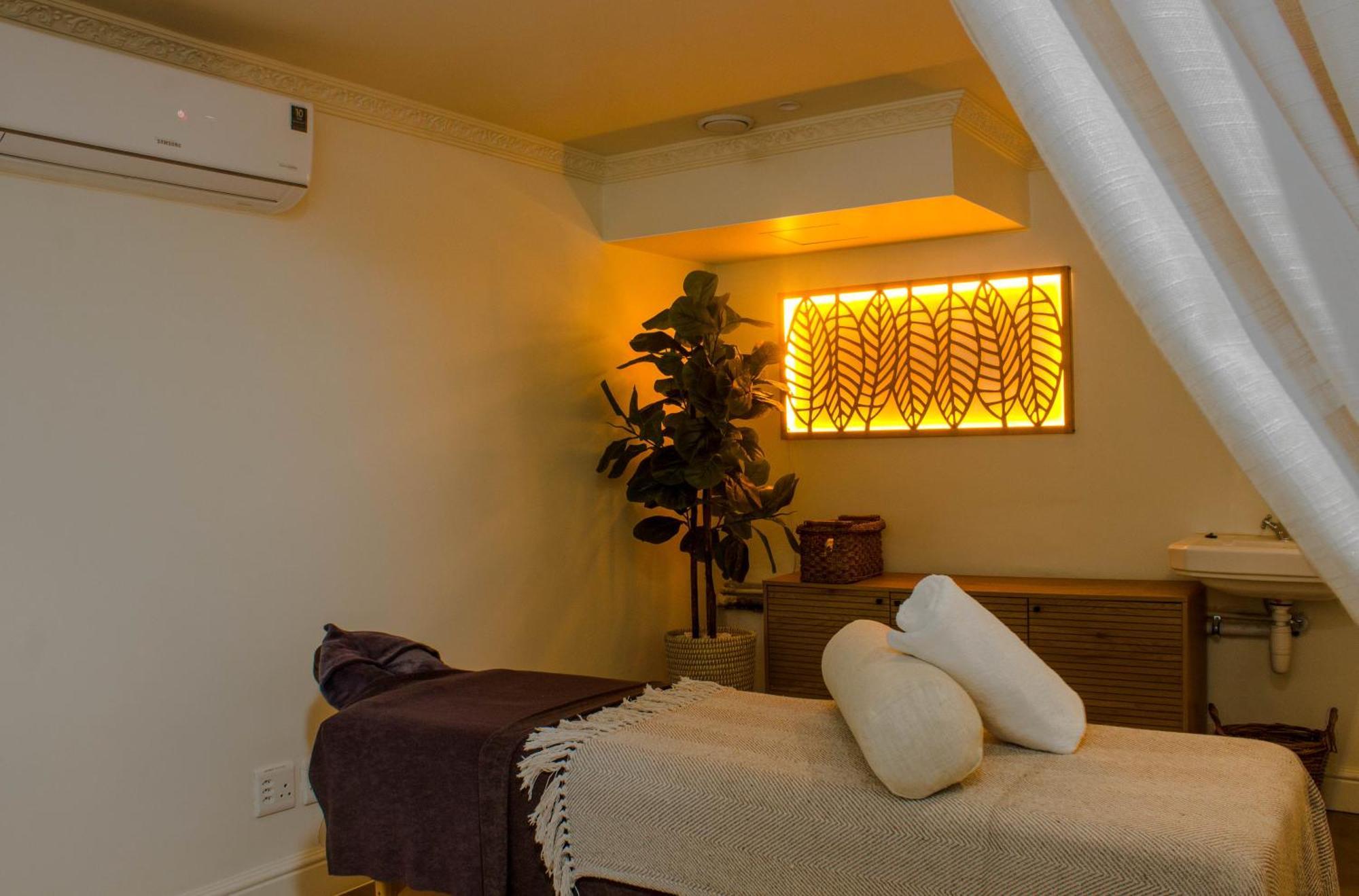 The Trade Boutique Hotel Кейптаун Екстериор снимка